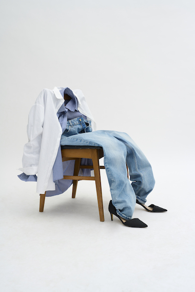 My Essential Wardrobe by Wonderground - basic jeans outfit 2023